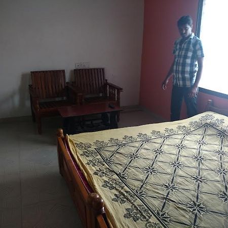 Venkata Sai Guest House ไฮเดอราบัด ภายนอก รูปภาพ